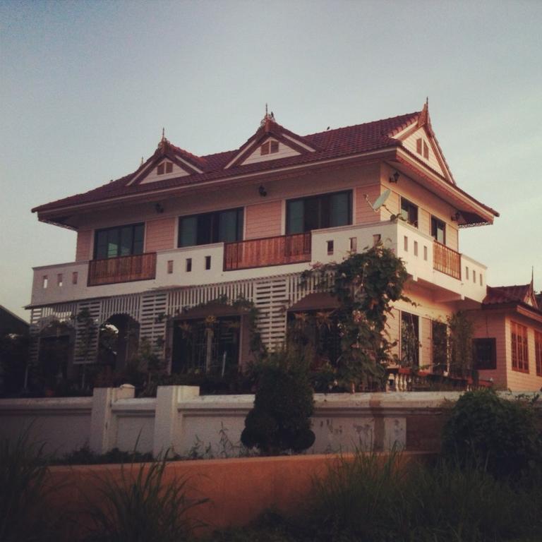 Loy Manee House Bed & Breakfast Ayutthaya Eksteriør bilde