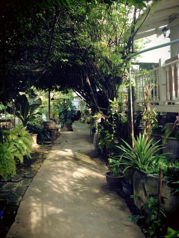 Loy Manee House Bed & Breakfast Ayutthaya Eksteriør bilde