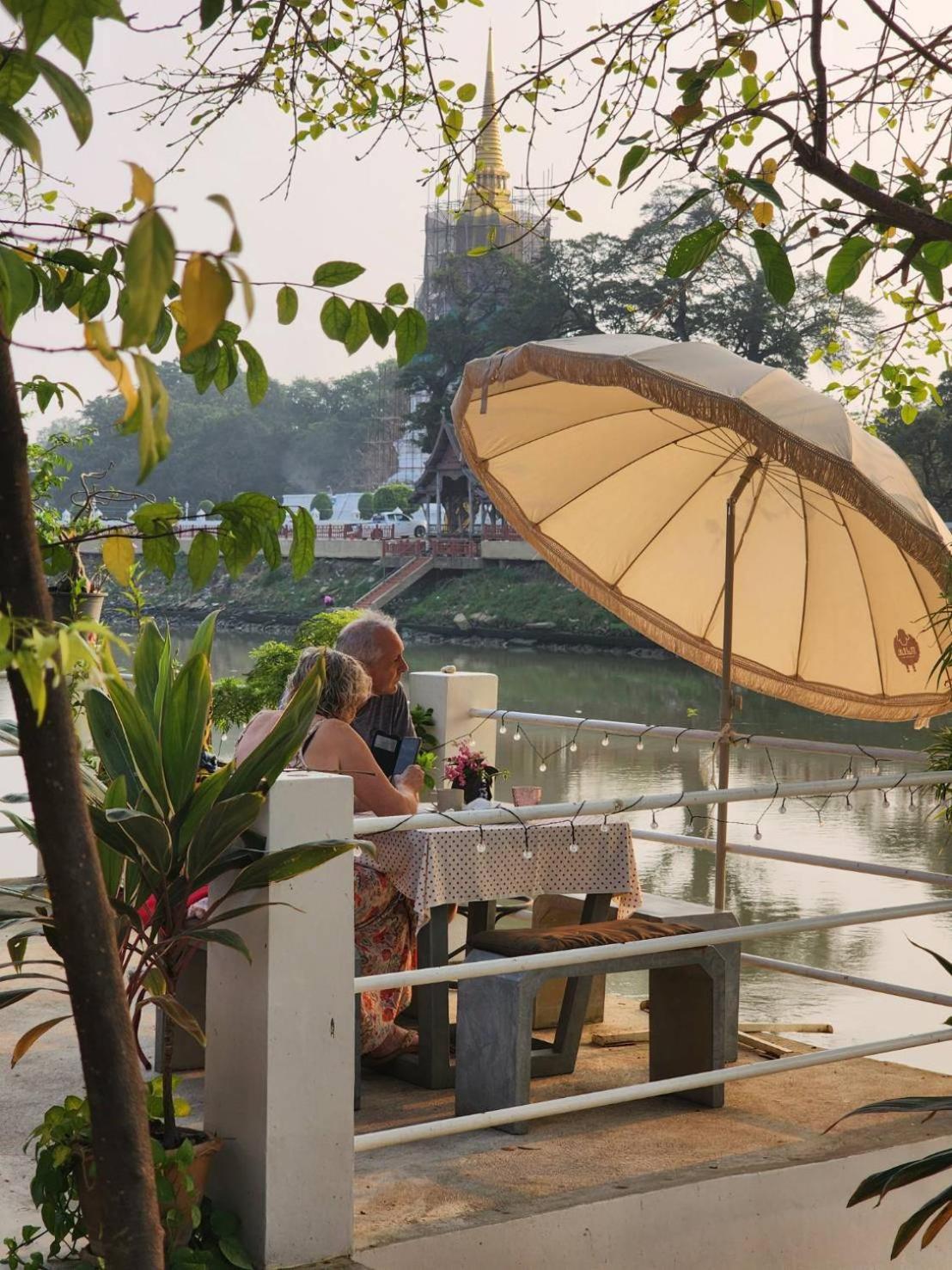 Loy Manee House Bed & Breakfast Ayutthaya Eksteriør bilde