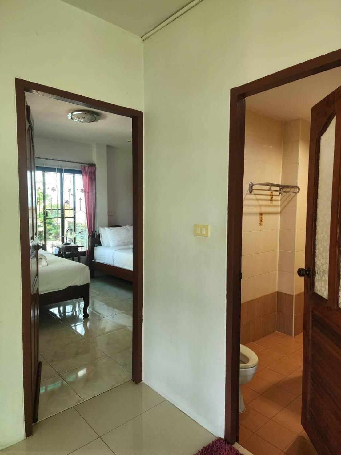 Loy Manee House Bed & Breakfast Ayutthaya Eksteriør bilde