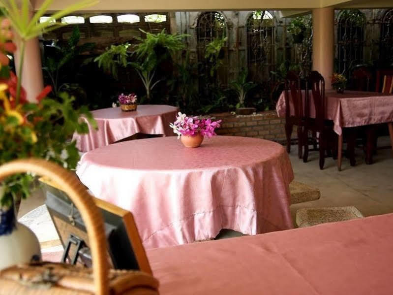 Loy Manee House Bed & Breakfast Ayutthaya Eksteriør bilde