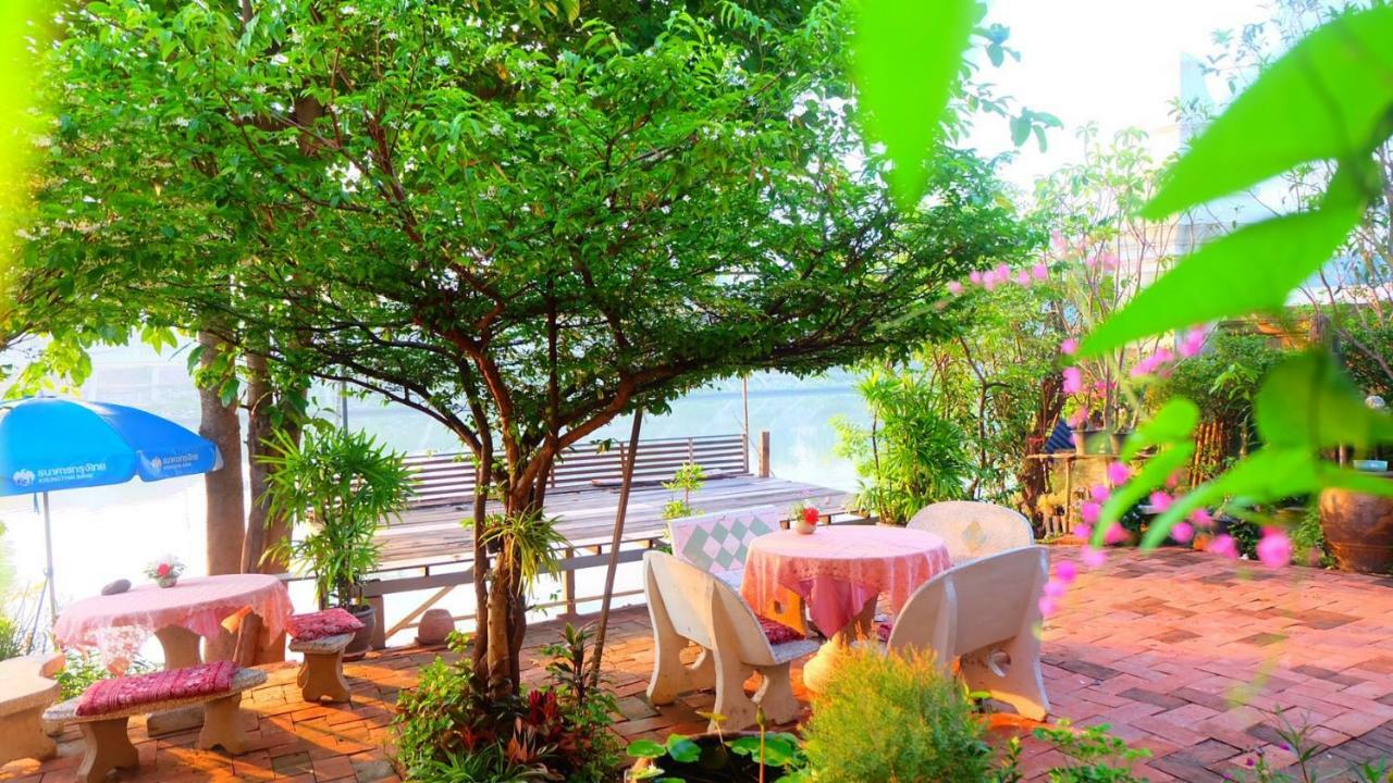 Loy Manee House Bed & Breakfast Ayutthaya Eksteriør bilde