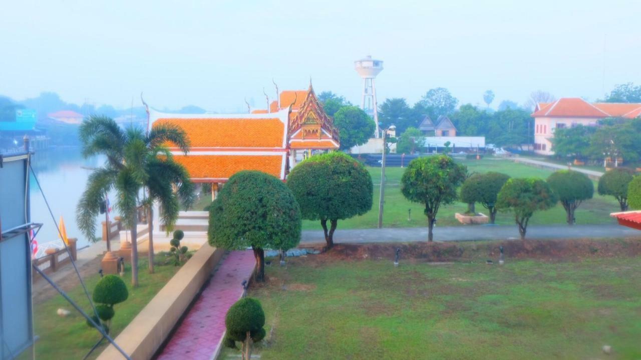 Loy Manee House Bed & Breakfast Ayutthaya Eksteriør bilde